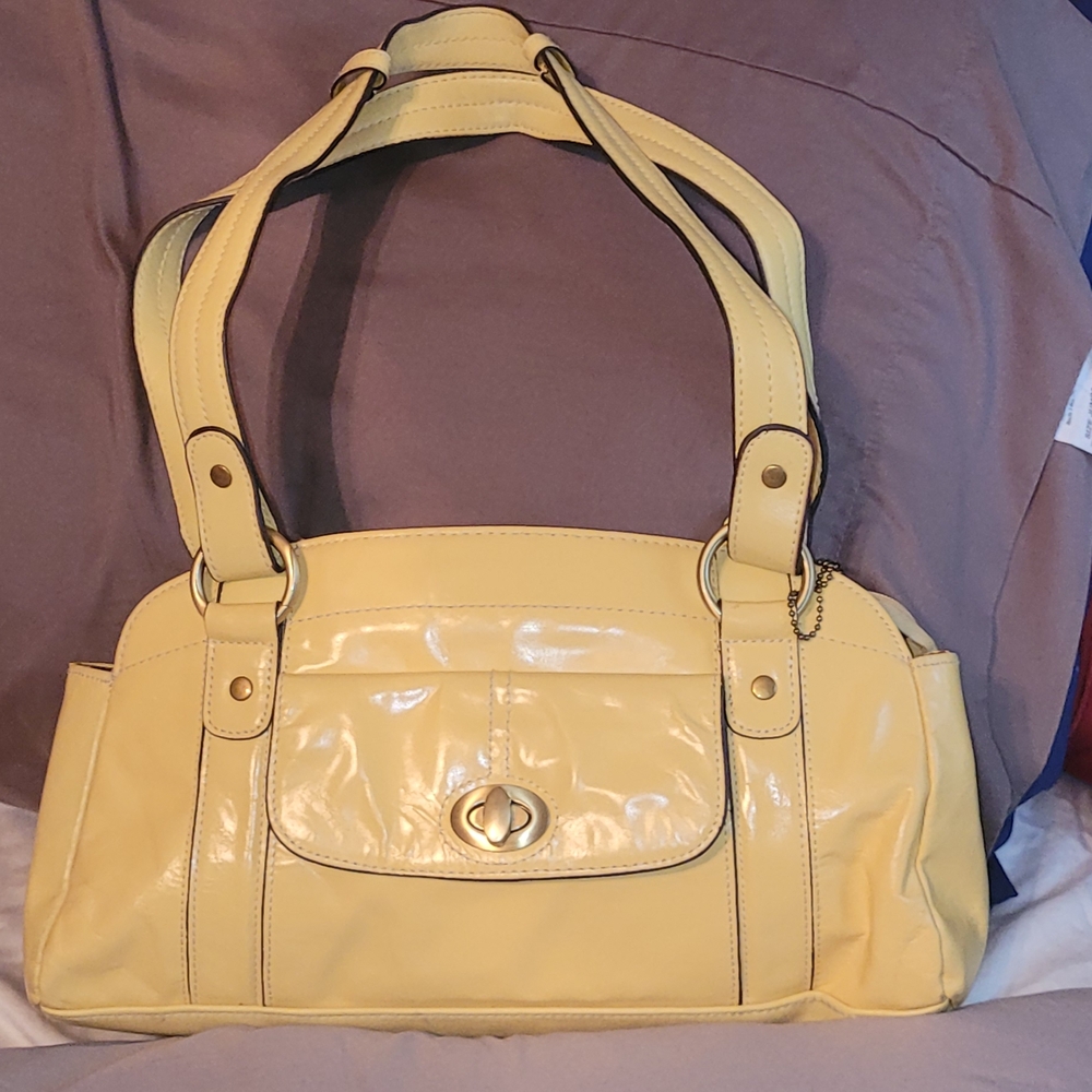 Apt. 9 Yellow WOMENS Shoulder Bag Purse Glossy And PERFECT. CUTE BAG